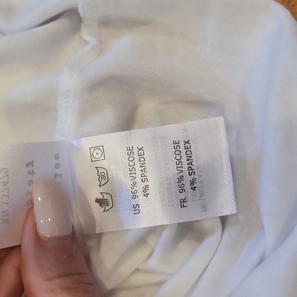 White Button Down Cropped Top NWT - Picture 7 of 8